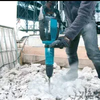 تخریب و تراشیدن سرامیک،جا برق،جا لوله های سبز