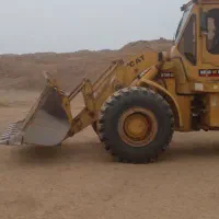 لودر کاترپیلار ۹۵۰