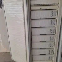 فریزر ۸ کشو تمیز و سالم نمایشگر دار