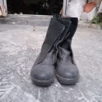 پوتین|کیف، کفش، کمربند|بجنورد, |دیوار