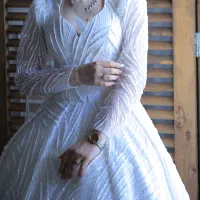 لباس عروس همراه تور و شنل و ژپون