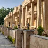 ویلای-تاپ-کلاسیک-فوق-مدرن-تاب-لوکیشن