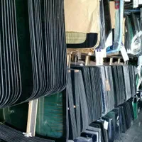 شیشه جلو عقب درب فولکس فونیکس جیلی جکs3 s5 j4 j5