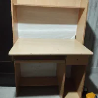 میز.