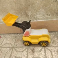 لودر وبیل مکانیکی بزرگ