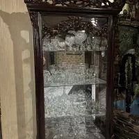بوفه چهار طبقه با چوب گردو بدون خط و خش در حد تو