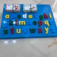 آموزش حروف انگلیسی و‌ فلش کارت و پک  ادا بازی