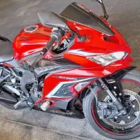 کاوازاکی نینجا ۴ سیلندر ZX250R