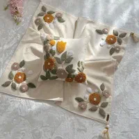 کوسن و رومیزی پانچدوزی