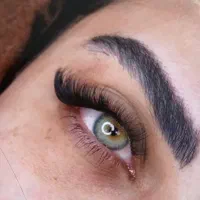استخدام لش آرتیست حرفه ای در سالن پرمشتری شهرک غرب