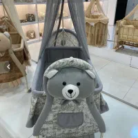 تخت و‌ گهواره کودک