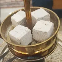 زغال حبه ای نارگیل 100% کربن پسته - زغال پسته