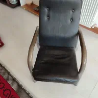 صندلی محکم در حد نو