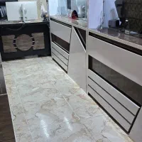 استخدام نیروی کار خانم برای کافی نت