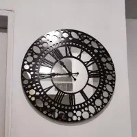 ساعت آینه ای مشکی