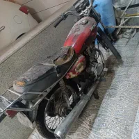 موتور سیکلت خ. ر .ی .دارم