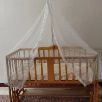 تخت کودک چوبی