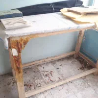 میز وردستی و پیشکاری و بخاری