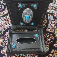 جا سطل آشغال و دستمال کنار سالنی