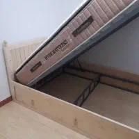 تختخواب جکدار چوبی