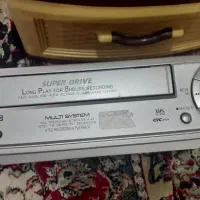 ویدیو   دستگاه قدیمی سالم و دستگاه   DVD و  USB