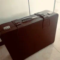 چمدان چرم قدیمی آنتیک کاملا سالم
