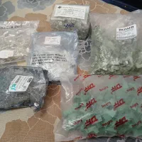 ال ای دی دررنگهای مختلف ودومدل کانتکتوروخازن