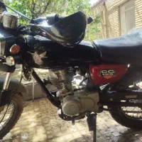 هوندا 125 کاستوم
