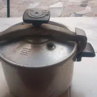 دیگ زودپز  ۶ لیتری