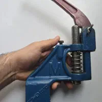 پرس دکمه دکمه زن