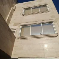 فروش فوری یک واحد اپارتمان طبقه همکف با حیاط