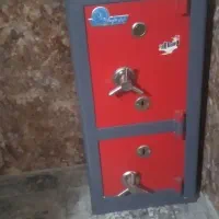 گاو صندوق ۲طبقه در حد نو