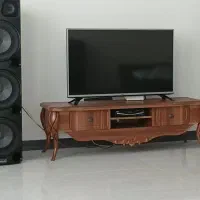 تلویزیون ۴۳ اینچ