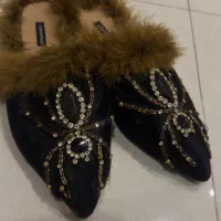 صندل جلو بسته