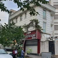 برولیعصربالای-پارک-وی-رستوران-و-کافه-و-برندها