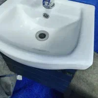 روشویی وآینه