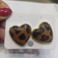 گوشواره .طرح پلنگی