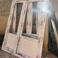 درب پنجره یوپی وی سی