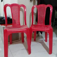 صندلی قرمز