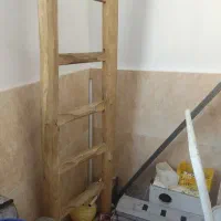 نردبان چوبی
