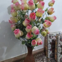 گلدون با گل