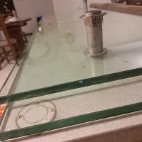 شیشه روی کانتر