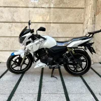 آپاچی 180 93