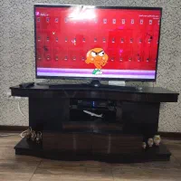 میزتلویزیون‌سه‌تیکه