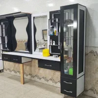 دکوراسیون کامل ارایشگاه زنانه با اینه لوکس