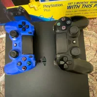 کنسول PS4 با دو دسته