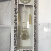 ساعت ایستادە و گلیم راەپلە هشت عدد