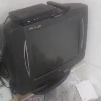 یک دستگاه تلوزیون ال سالم