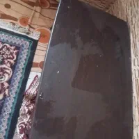 مبل هفت نفره ومیز چوبی