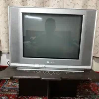 تلوزیون قدیمی شارپ